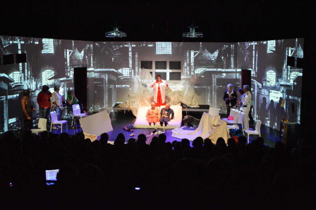 Sweet home (c) t GAT foto's CombasiQ (10)